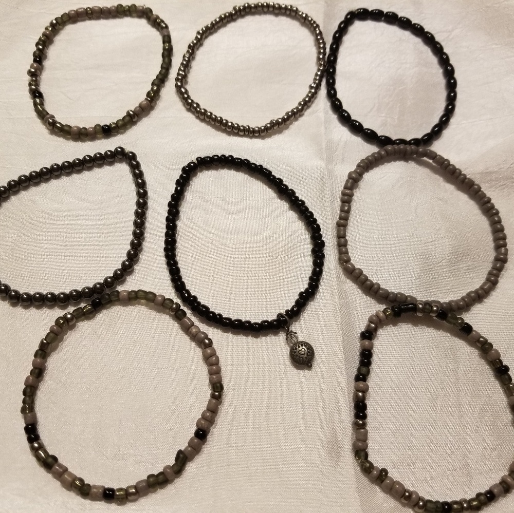 Handmade stretch bracelets - Picture 3 of 5